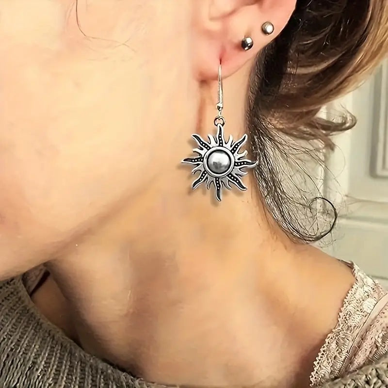 Vintage Handmade Silver Earring