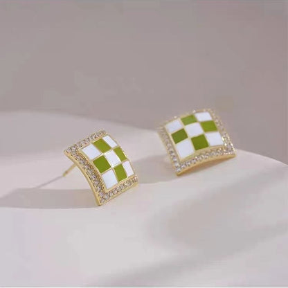 Classic Earring with Timeless Appeal