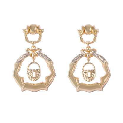 Elegant Piece for Every Occasion