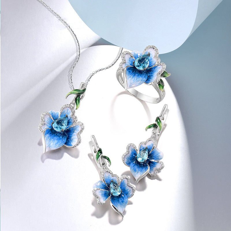 Beautiful Set with Unique Style