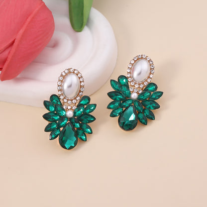 Charming Pearl Earring for Any Occasion