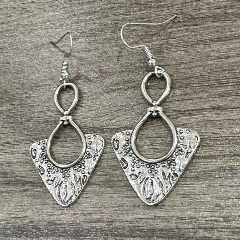 Stunning Earring for Daily Wear
