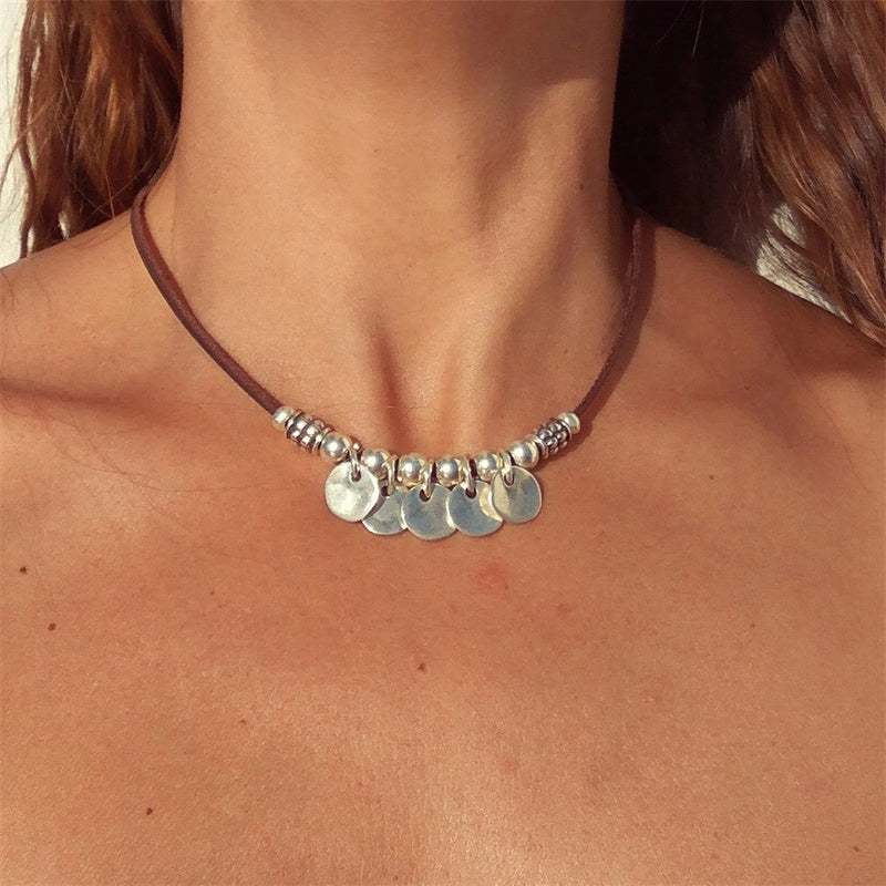 Stunning Necklace for Daily Wear