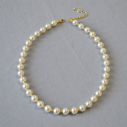 Beautiful Gold Necklace with Unique Style