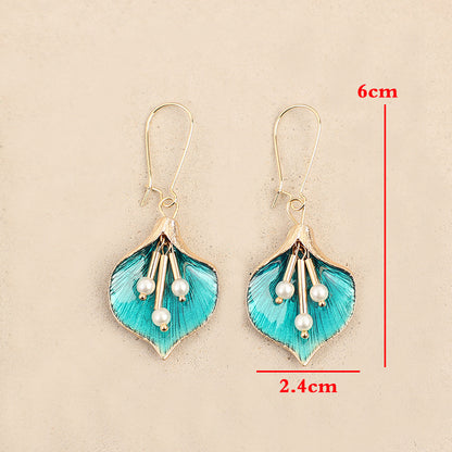 Romantic Pearl Earring for Special Moments