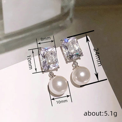 Stunning Pearl Earring for Daily Wear