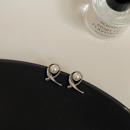 Delicate Artisan Pearl Earring