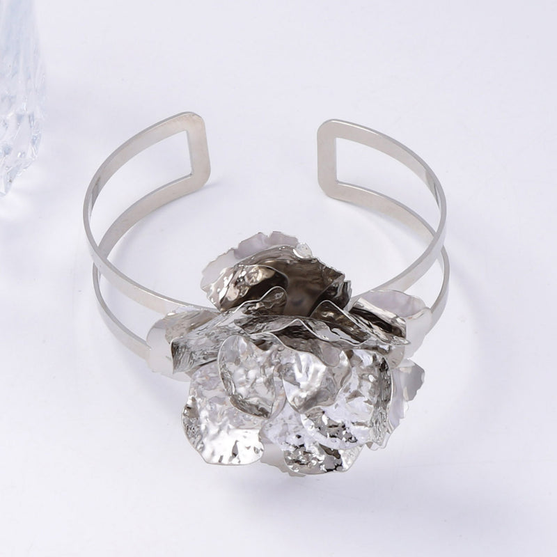 Beautiful Bracelet with Unique Style