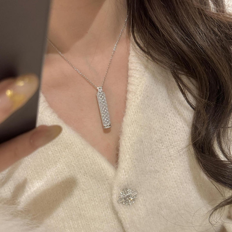 Elegant Piece for Every Occasion