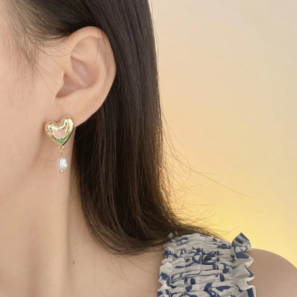 Stunning Pearl Earring for Daily Wear