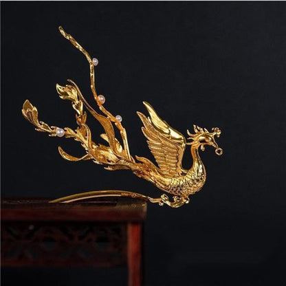 Beautiful Gold Piece with Unique Style