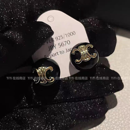 Classic Earring with Timeless Appeal
