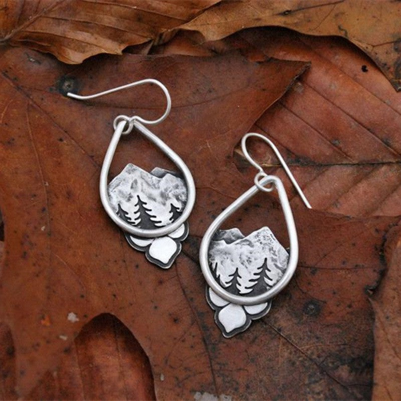 Charming Earring for Any Occasion