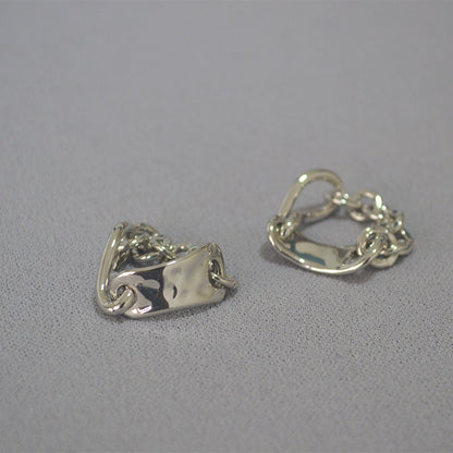 Classic Gold Ring with Timeless Appeal
