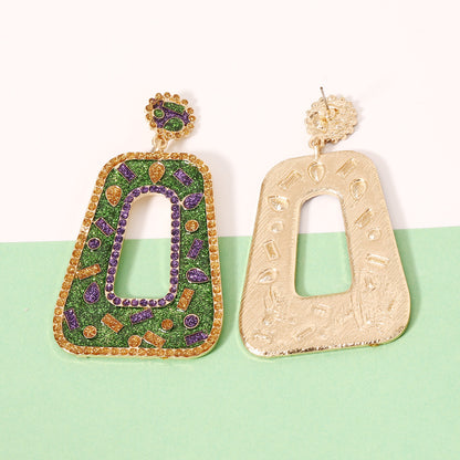 Charming Earring for Any Occasion