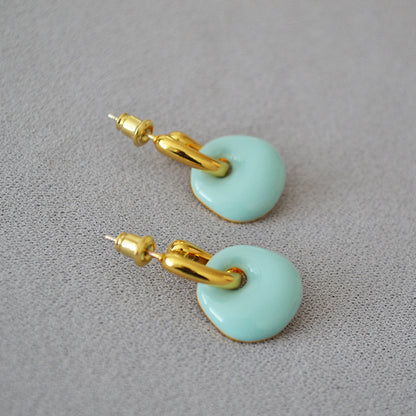 Stunning Gold Earring for Daily Wear