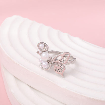 Romantic Pearl Ring for Special Moments