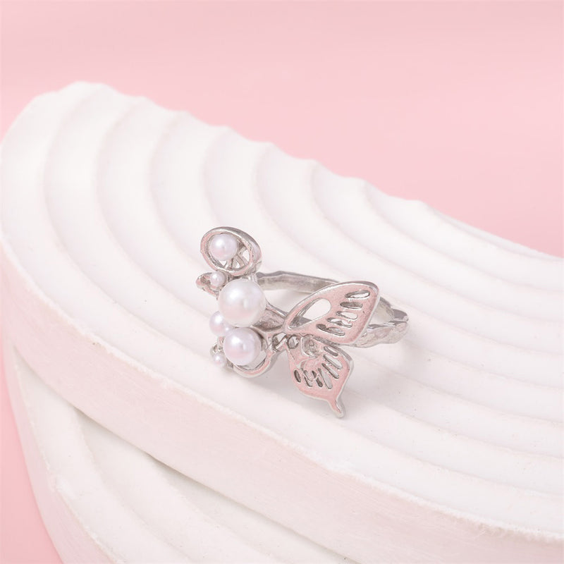 Romantic Pearl Ring for Special Moments