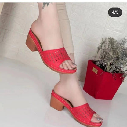 Graceful Orthopedic Sandals for Modern Look