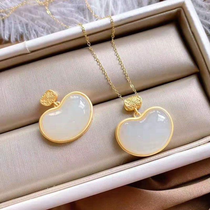 Elegant Gold Set for Every Occasion