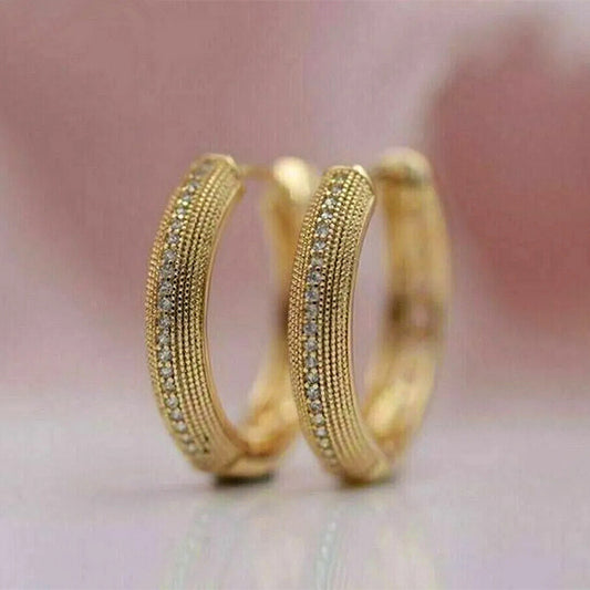 Romantic Earring for Special Moments