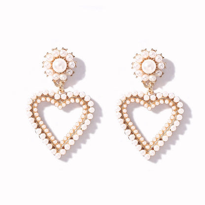 Charming Pearl Earring for Any Occasion