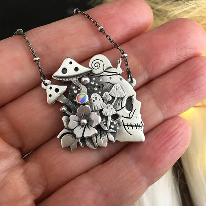 Beautiful Silver Necklace with Unique Style