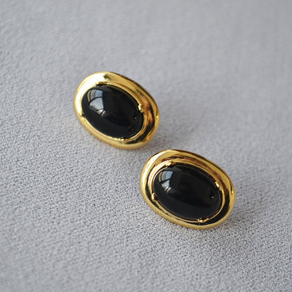 Stunning Gold Earring for Daily Wear