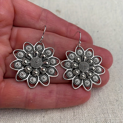 Vintage Handmade Earring