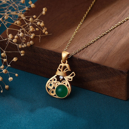 Charming Gold Necklace for Any Occasion