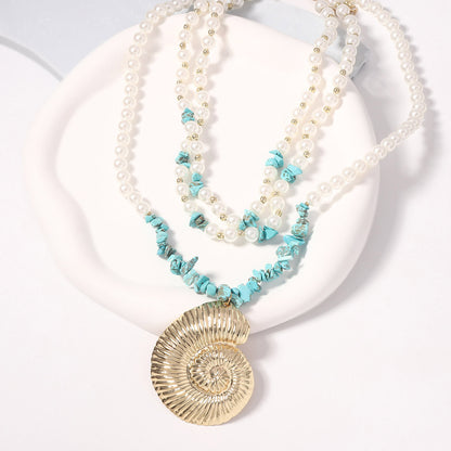 Classic Pearl Necklace with Timeless Appeal