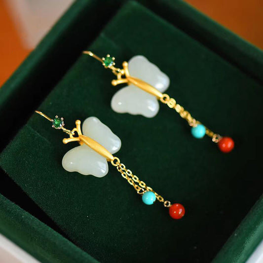 Charming Gold Earring for Any Occasion