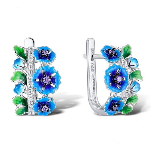 Charming Earring for Any Occasion