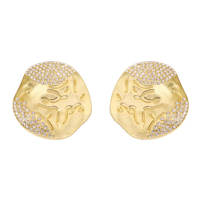 Classic Earring with Timeless Appeal