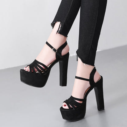 Chic Orthopedic Sandals with Unique Design