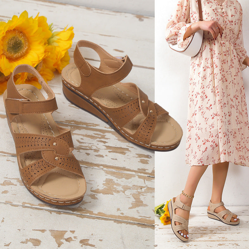 Chic Orthopedic Sandals with Unique Design