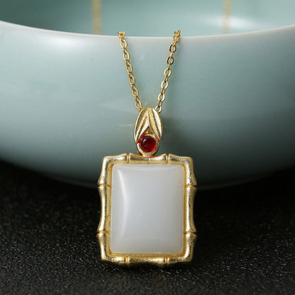 Charming Gold Necklace for Any Occasion