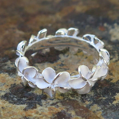 Charming Silver Bracelet for Any Occasion