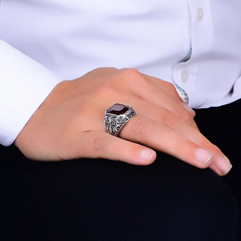 Charming Silver Ring for Any Occasion