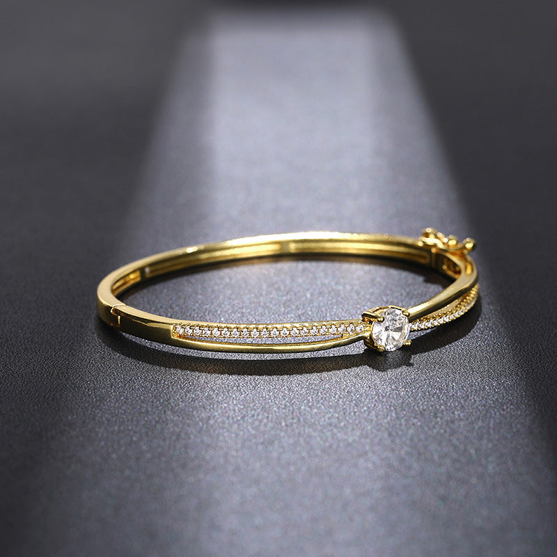 Charming Piece for Any Occasion