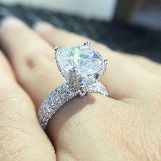 Beautiful Ring with Unique Style