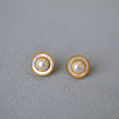 Elegant Silver Earring for Every Occasion