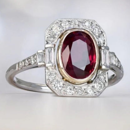 Classic Silver Ring with Timeless Appeal