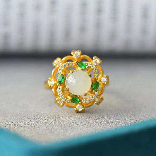 Romantic Gold Earring for Special Moments