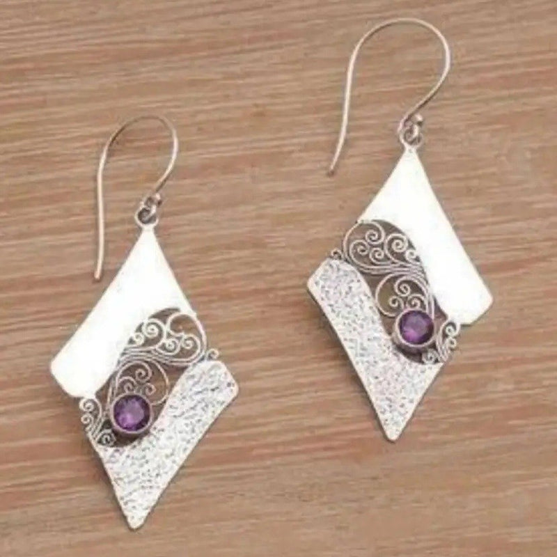 Charming Earring for Any Occasion