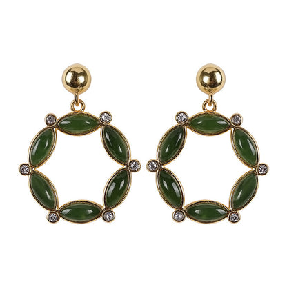 Romantic Gold Earring for Special Moments