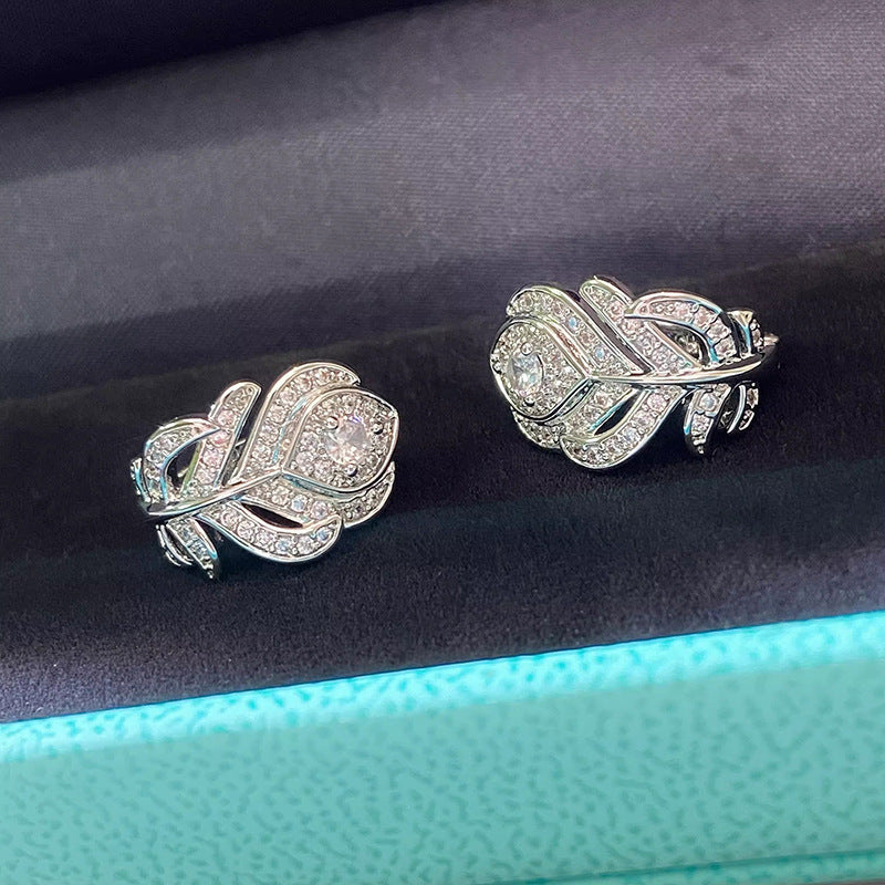 Romantic Earring for Special Moments