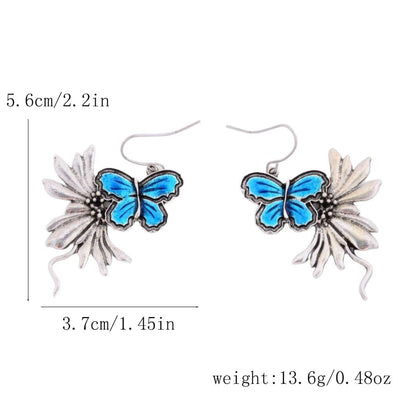 Classic Silver Earring with Timeless Appeal