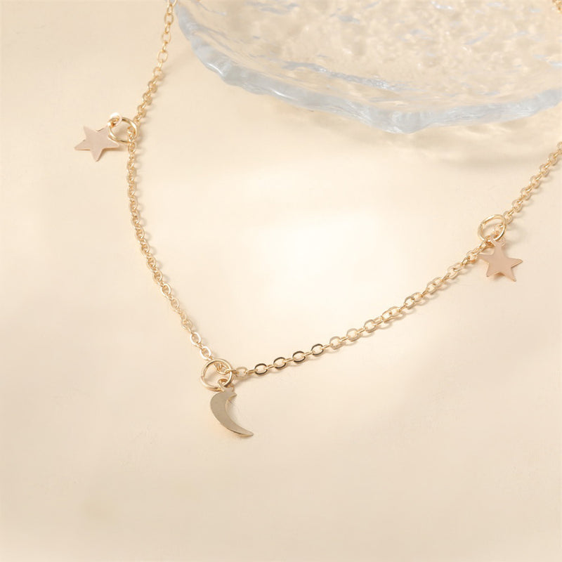Beautiful Gold Necklace with Unique Style