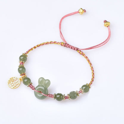 Charming Silver Bracelet for Any Occasion
